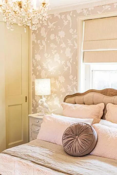 Firebird Cottage A Hallmark To Adelaides History 오스트레일리아
