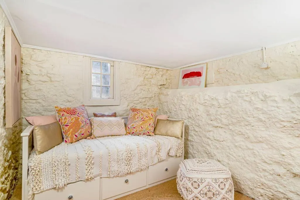 펜션 Firebird Cottage A Hallmark To Adelaides History