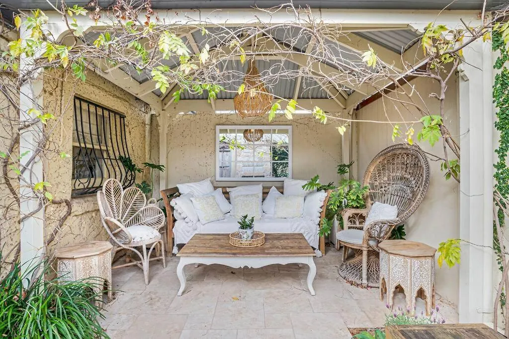 Firebird Cottage A Hallmark To Adelaides History